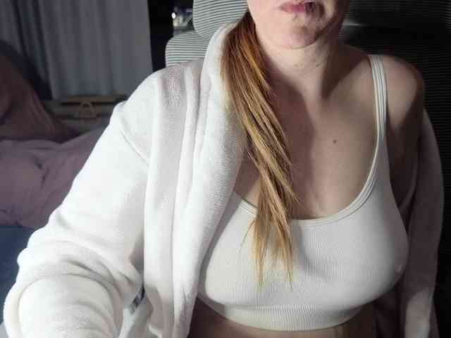 PassionateMommy webcam