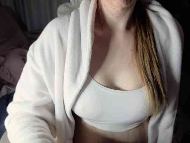 PassionateMommy webcam