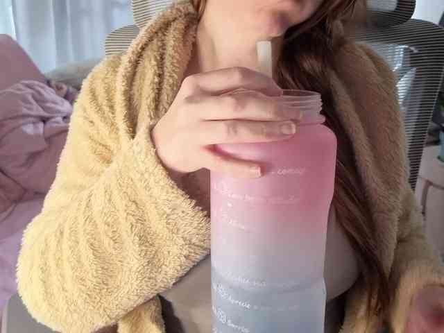 CreamyWoman