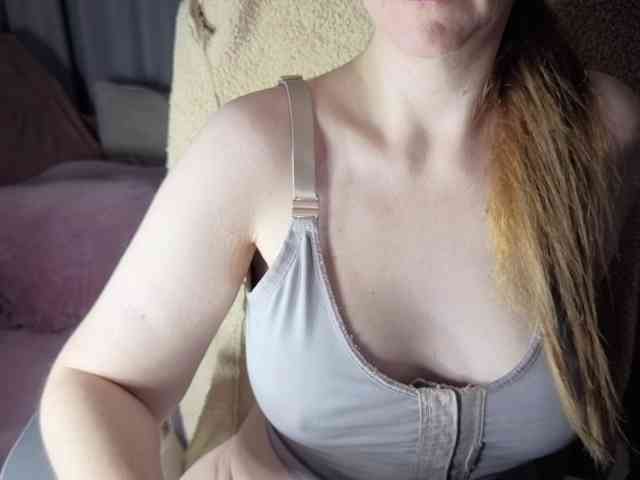 PassionateMommy webcam