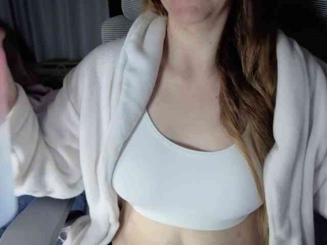 PassionateMommy webcam