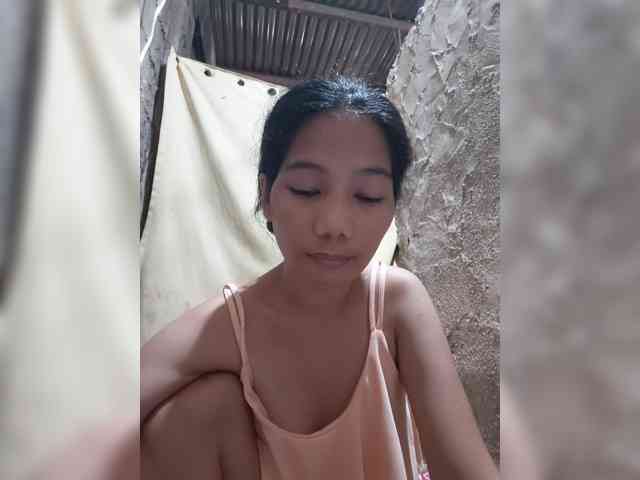 Model: asianblossom