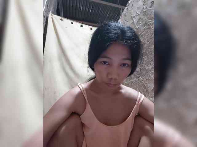 Model: asianblossom