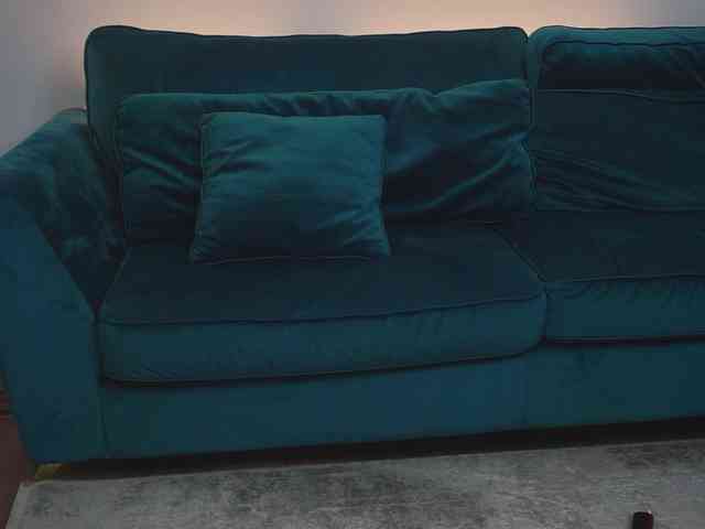 AmiraRoshen webcam