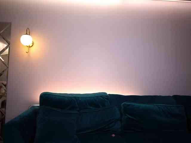AmiraRoshen webcam