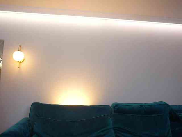 AmiraRoshen webcam