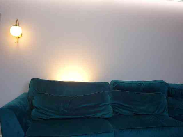 AmiraRoshen webcam