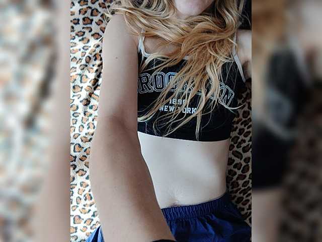 SexyBlondMia