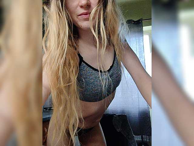 SexyBlondMia