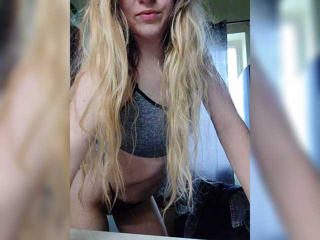 SexyBlondMia