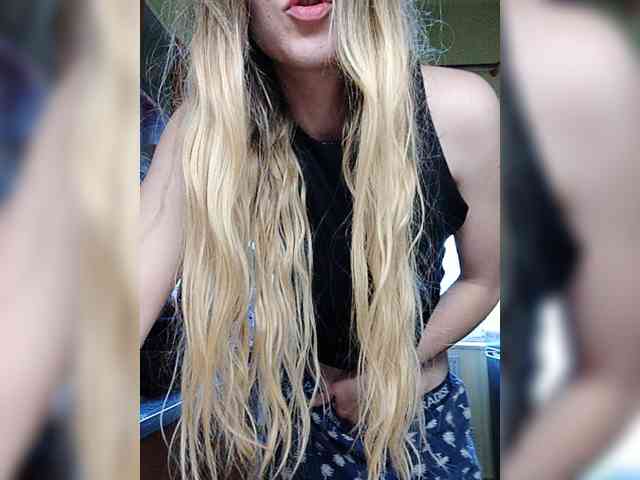 SexyBlondMia