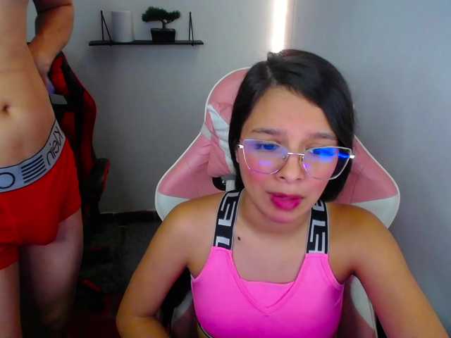 room-kitty live cam on BongaCams
