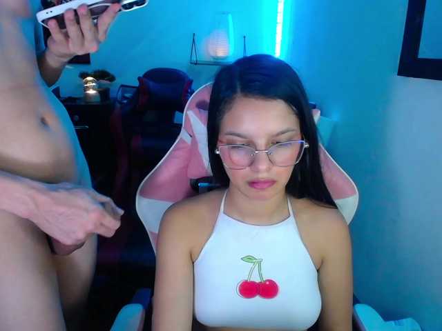 room-kitty live webcam show