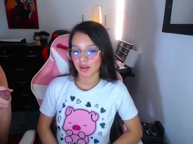 room-kitty live webcam show