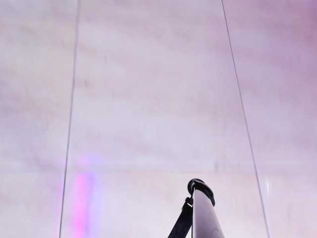 room-kitty live cam on BongaCams