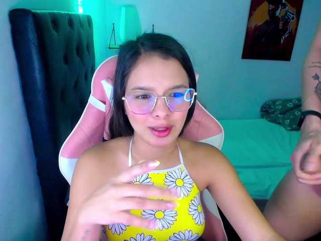 room-kitty live cam on BongaCams