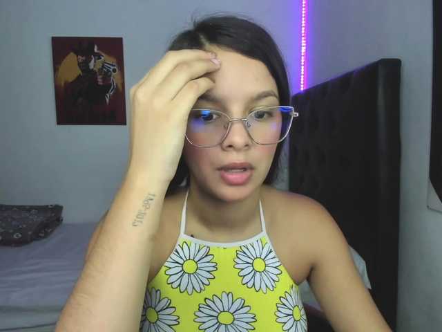 room-kitty's BongaCams show and profile