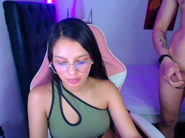 room-kitty live cam on BongaCams