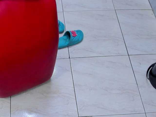 room-kitty's BongaCams show and profile