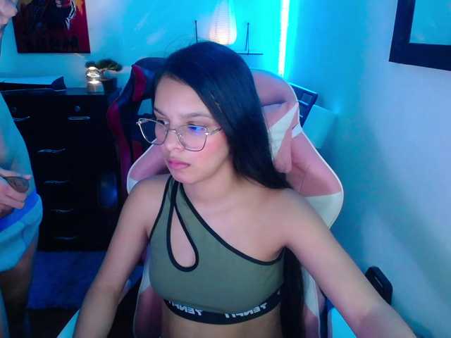 room-kitty live webcam show