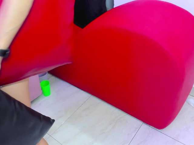 room-kitty live webcam show