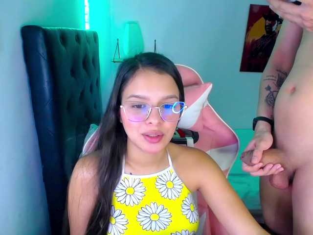 room-kitty live cam on BongaCams