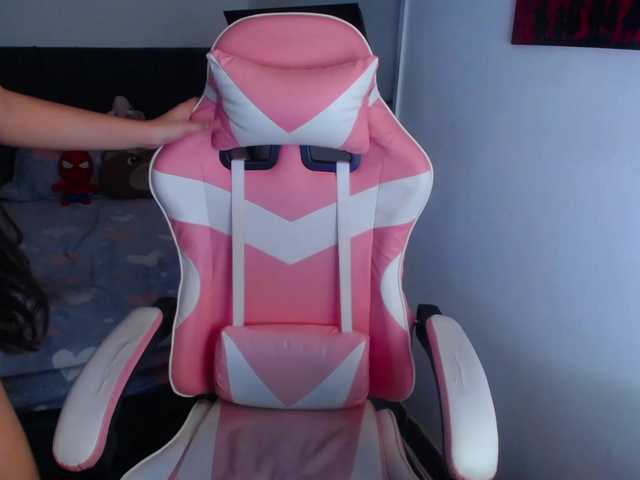 room-kitty live cam on BongaCams