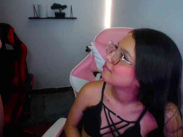 room-kitty webcam