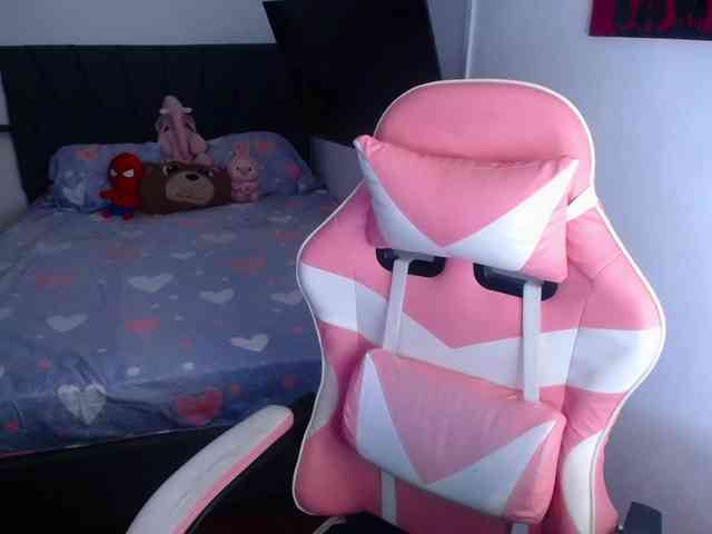 room-kitty webcam