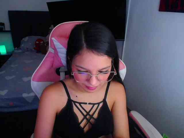 room-kitty webcam