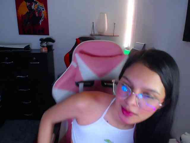 room-kitty webcam