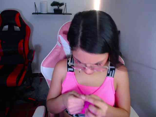 room-kitty webcam