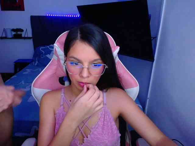 room-kitty webcam