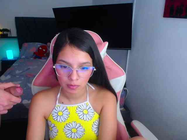 room-kitty webcam