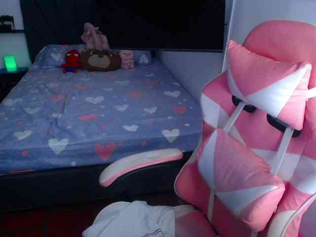 room-kitty