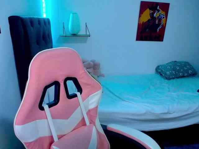 room-kitty webcam