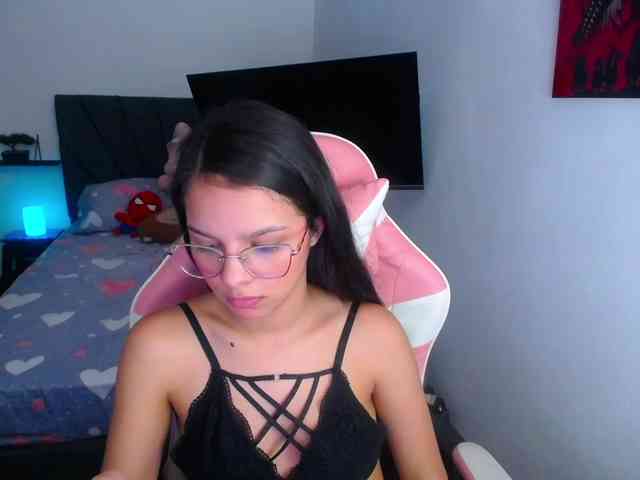 room-kitty webcam