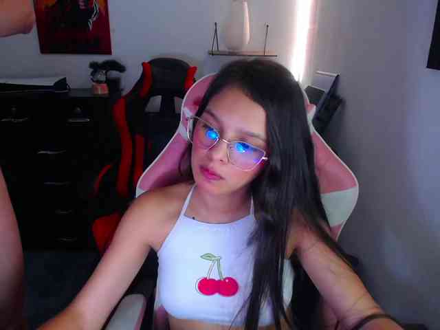 room-kitty webcam