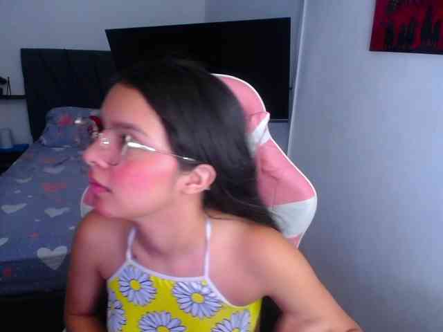 room-kitty webcam