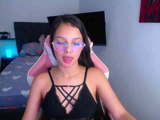 room-kitty webcam
