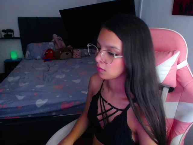 Modelo: room-kitty