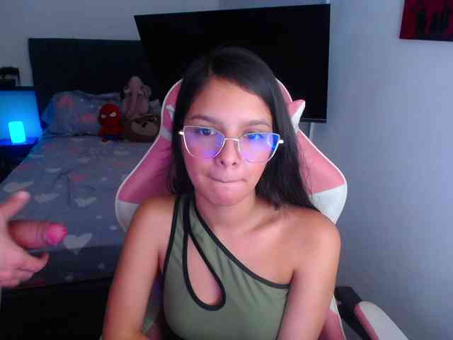 room-kitty webcam