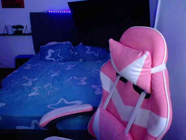 room-kitty webcam