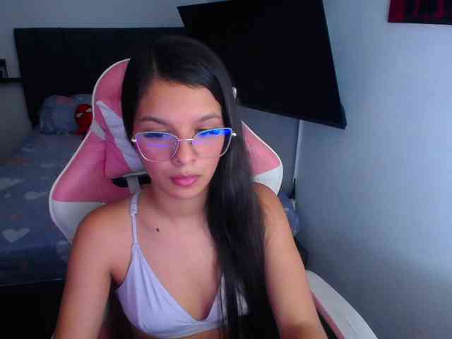 room-kitty webcam