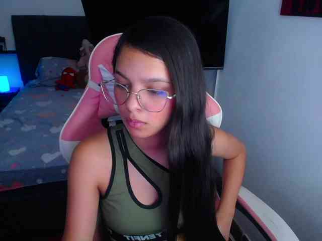 room-kitty webcam