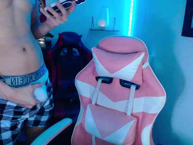 room-kitty webcam