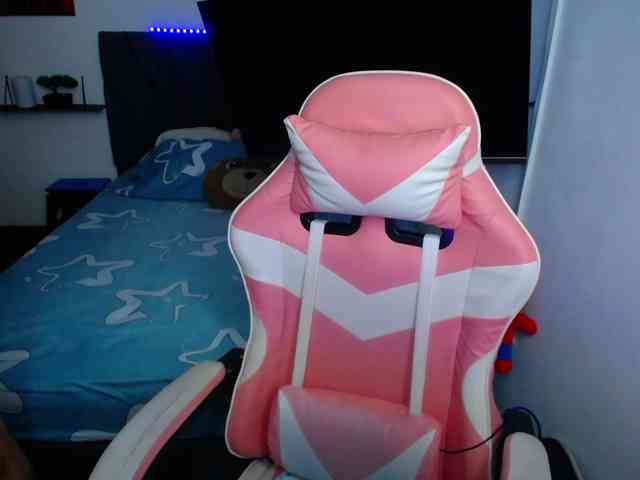 room-kitty webcam