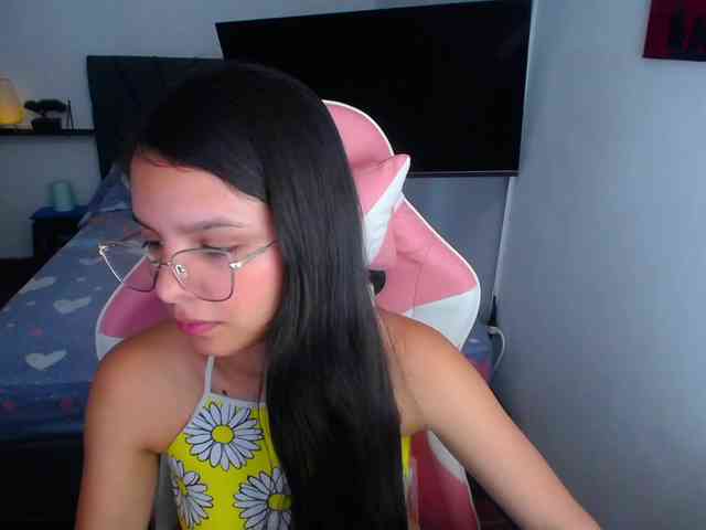 room-kitty webcam