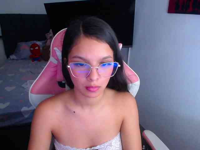 room-kitty webcam
