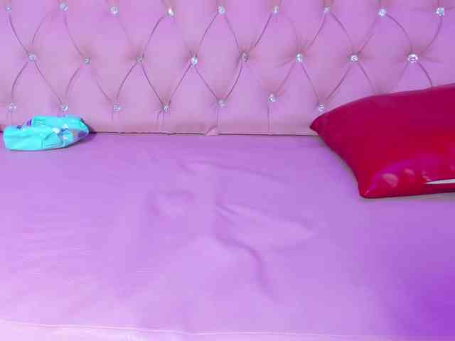 room-kitty webcam